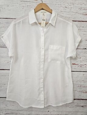 Cloth & Stone White Button Down Shirt Size M NWT Short Sleeve Blouse